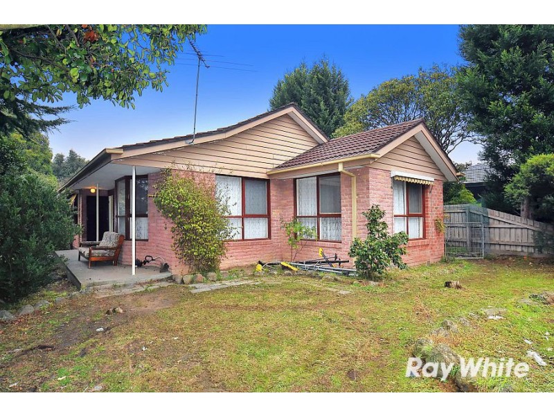 5 Warrawee Road, Wantirna South VIC 3152