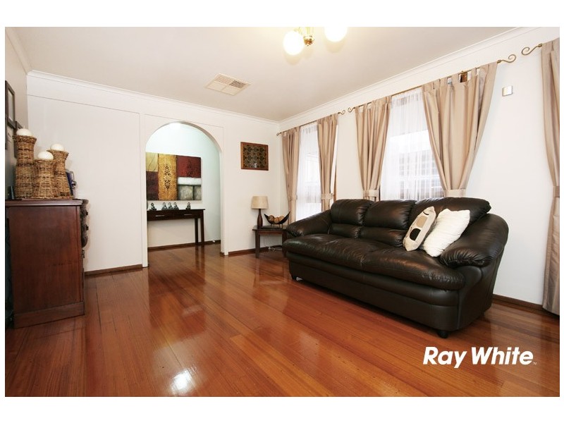 84 Fonteyn Drive, Wantirna South VIC 3152