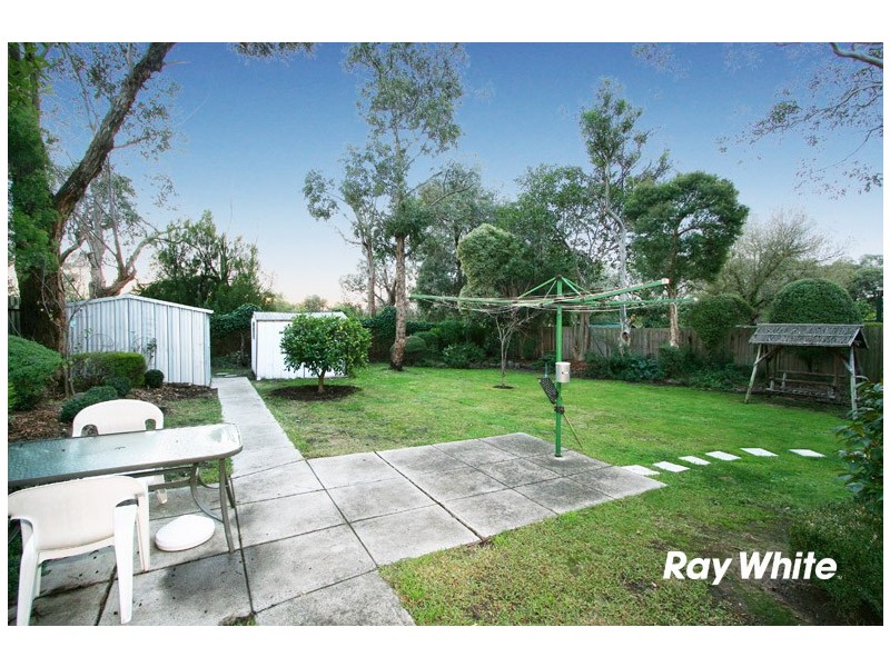 84 Fonteyn Drive, Wantirna South VIC 3152