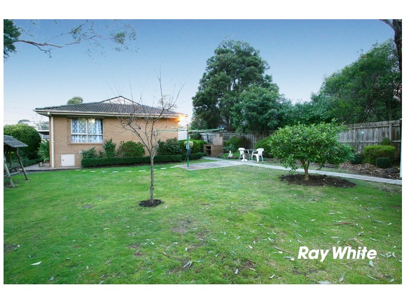 84 Fonteyn Drive, Wantirna South VIC 3152