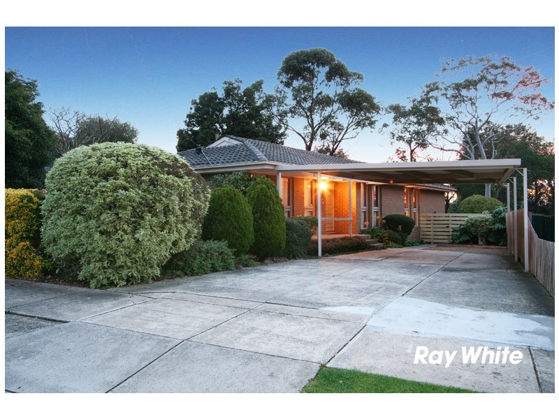 84 Fonteyn Drive, Wantirna South VIC 3152