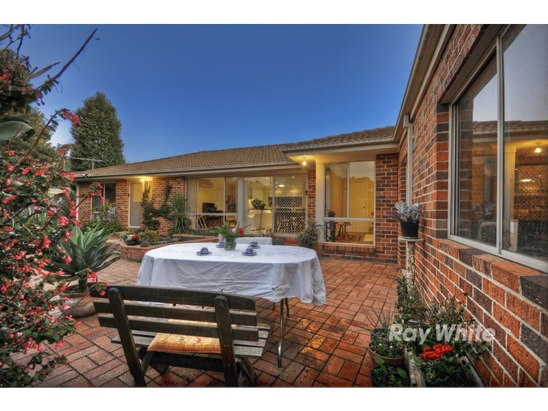 2 Justin Court, Wantirna South VIC 3152