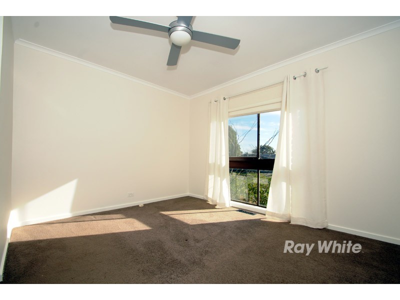 69 Wallace Road, Wantirna South VIC 3152