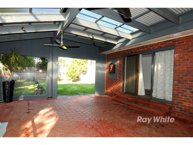 69 Wallace Road, Wantirna South VIC 3152