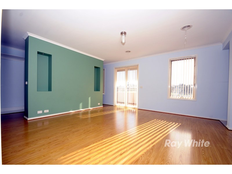 17 Riflebird Avenue, Narre Warren VIC 3805