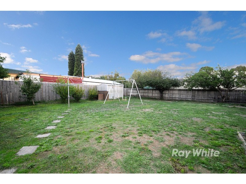 16 Beverley Street, Scoresby VIC 3179