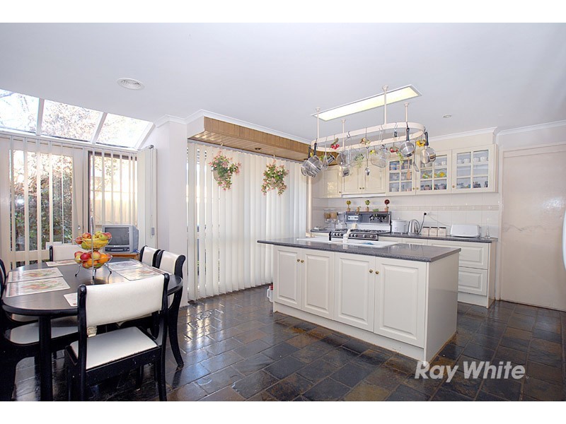 60 Raheen Avenue, Wantirna VIC 3152