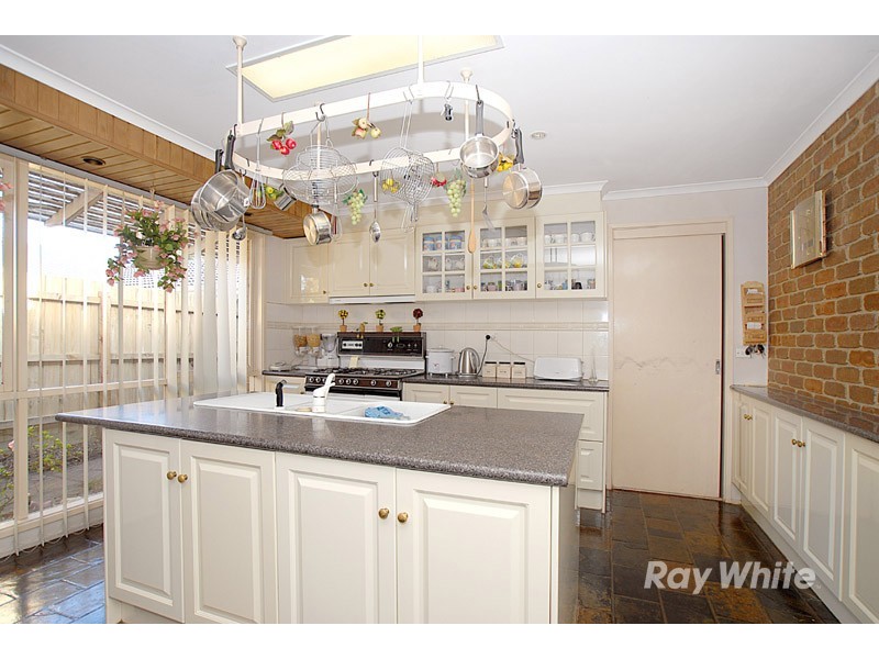 60 Raheen Avenue, Wantirna VIC 3152