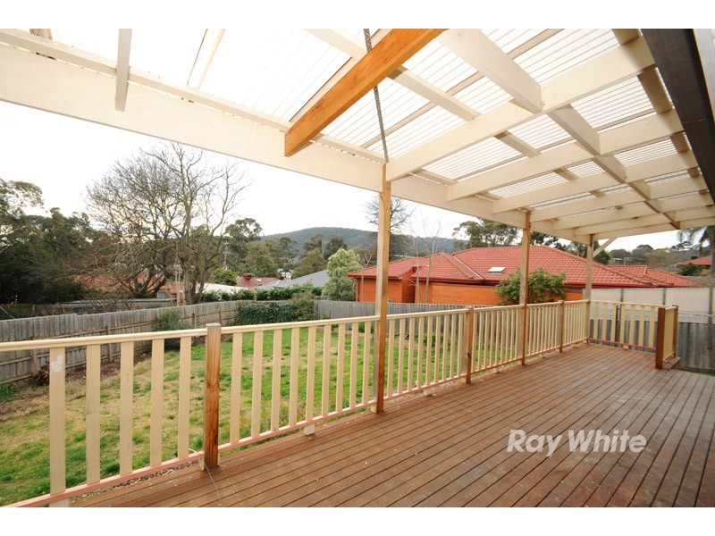 75 Glenfern Road, Ferntree Gully VIC 3156