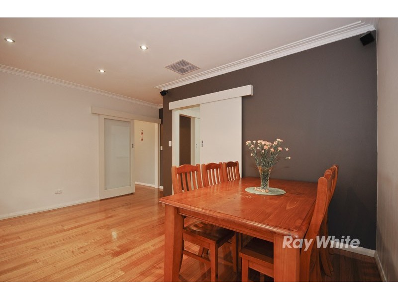 22 Pentlowe Road, Wantirna South VIC 3152