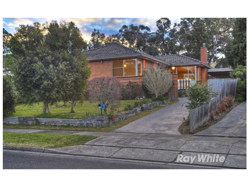 22 Pentlowe Road, Wantirna South VIC 3152