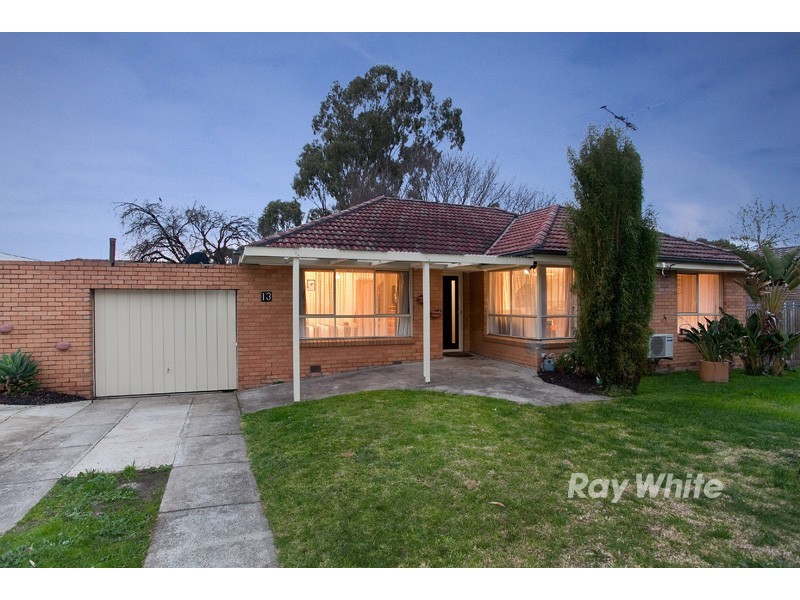 13 Batman Avenue, Sunbury VIC 3429