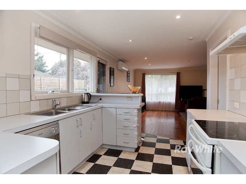 13 Batman Avenue, Sunbury VIC 3429