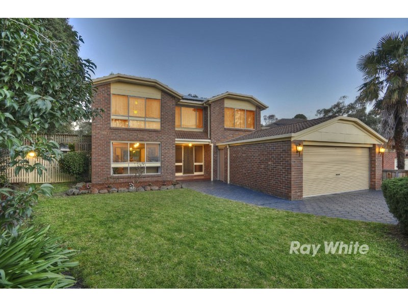 4 Sally Close, Wantirna South VIC 3152