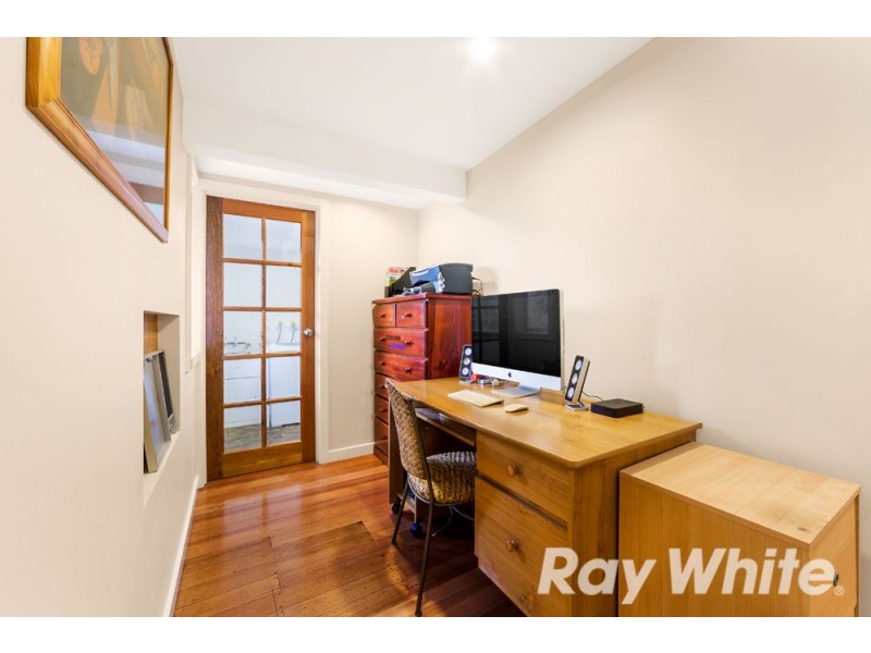 4 Russ Court, Wantirna South VIC 3152