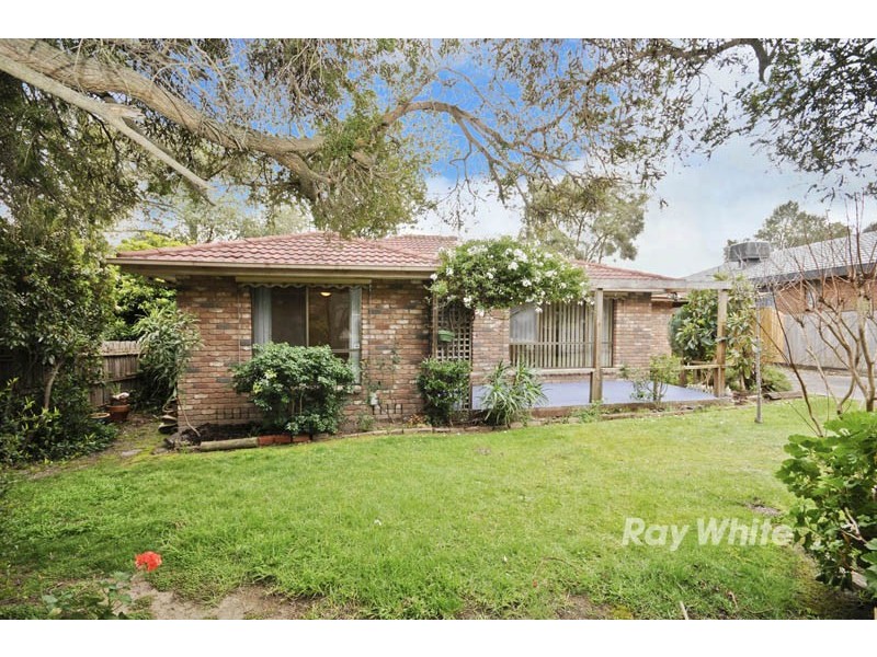 52 Chartwell Drive, Wantirna VIC 3152