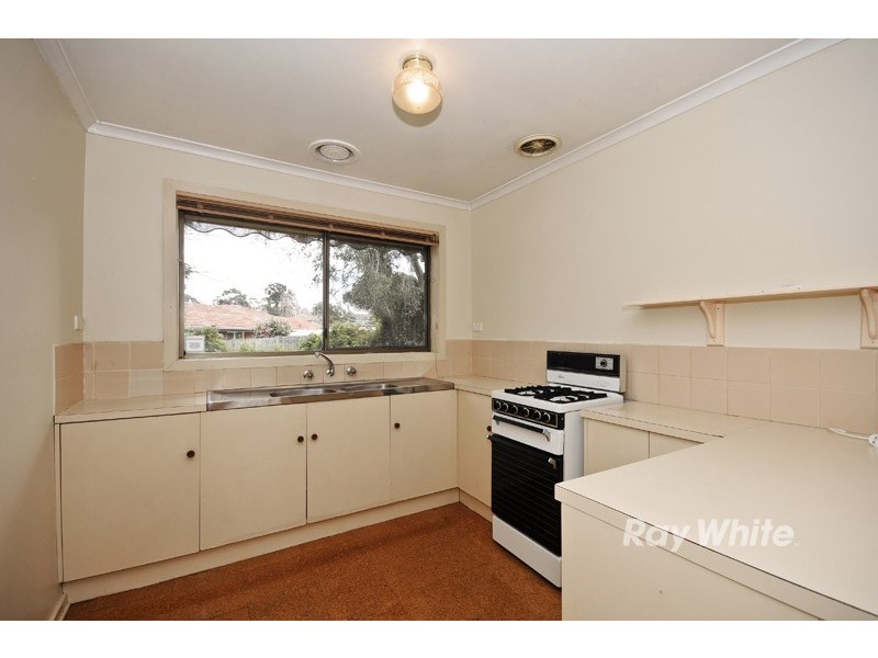 52 Chartwell Drive, Wantirna VIC 3152