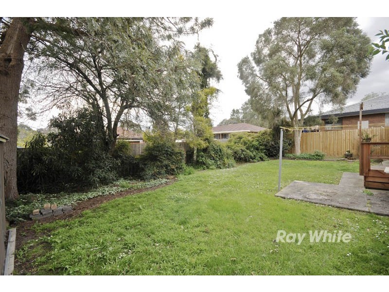 52 Chartwell Drive, Wantirna VIC 3152
