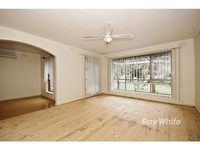 52 Chartwell Drive, Wantirna VIC 3152