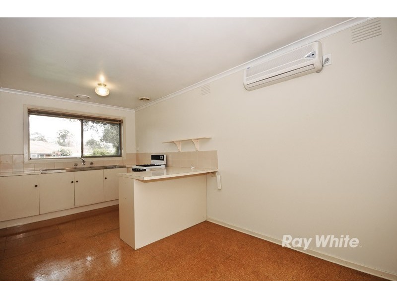 52 Chartwell Drive, Wantirna VIC 3152