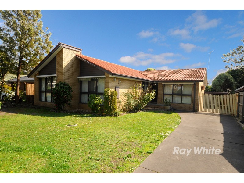 38 Kingloch Parade, Wantirna VIC 3152