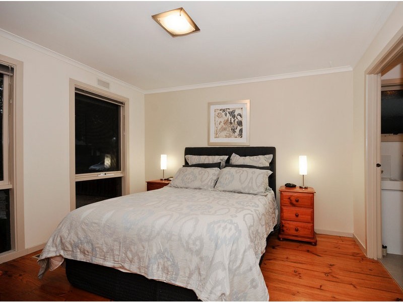 13 Michael Street, Scoresby VIC 3179