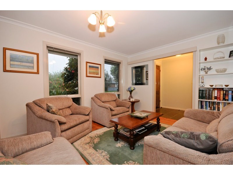 13 Michael Street, Scoresby VIC 3179