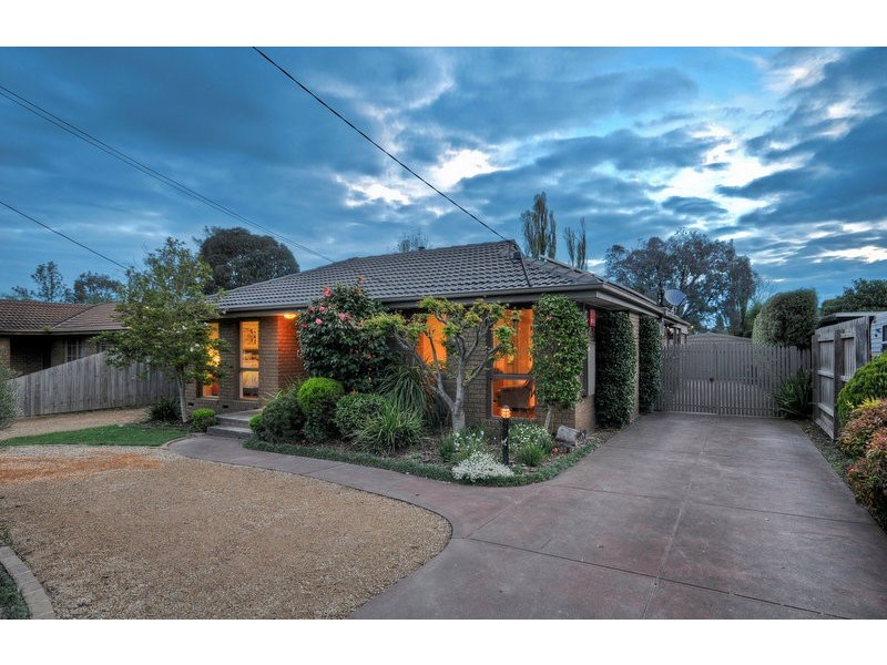 13 Michael Street, Scoresby VIC 3179