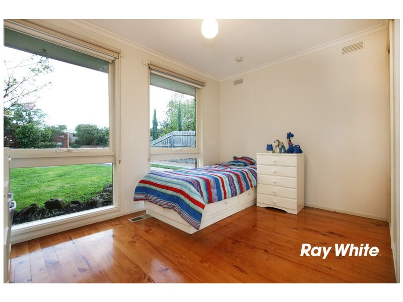 11 Walsh Avenue, Scoresby VIC 3179