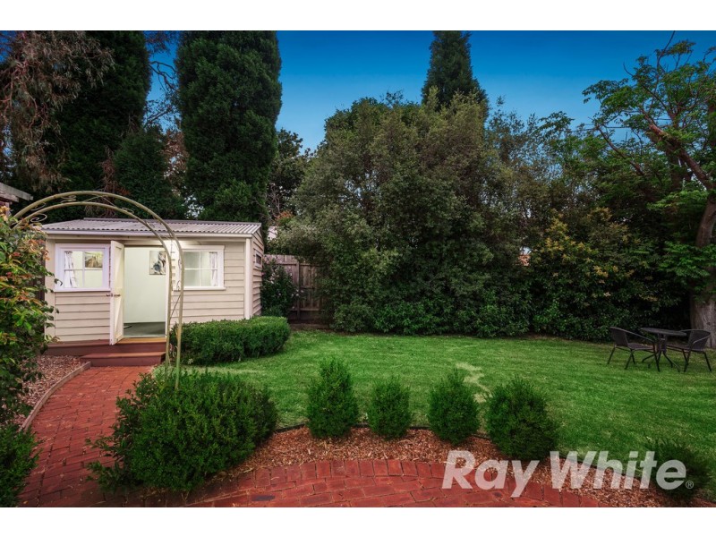 72 Mowbray Drive, Wantirna South VIC 3152