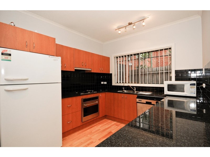 7/20 Kensington Place, Wantirna South VIC 3152
