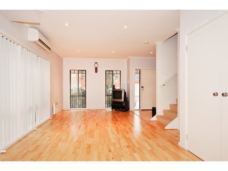 7/20 Kensington Place, Wantirna South VIC 3152