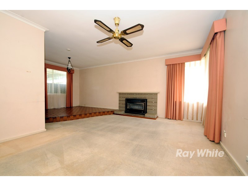 1 Jackson Road, Wantirna South VIC 3152