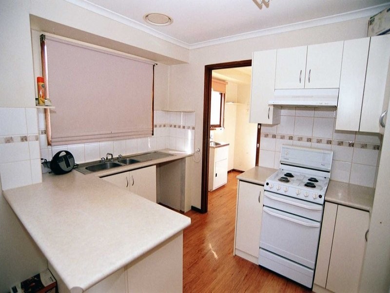 4/17 Pitt Street, Ringwood VIC 3134