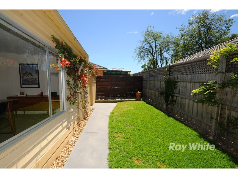 1/9 Imperial Avenue, Bayswater VIC 3153