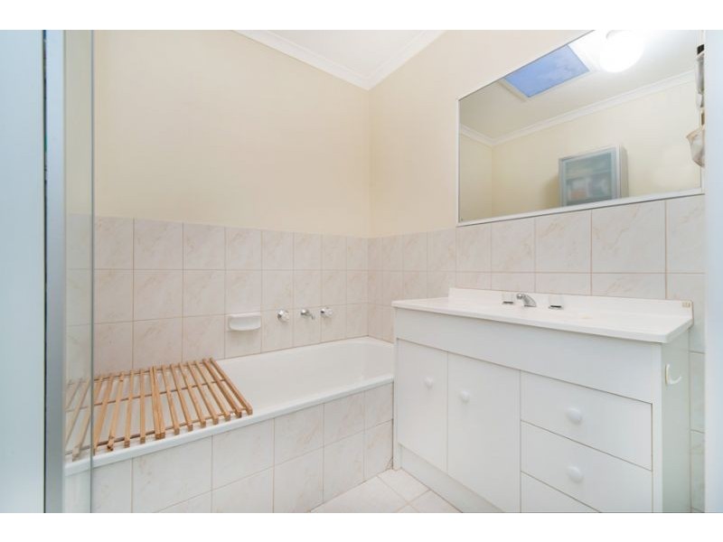 3/3 Wallace Avenue, Bayswater VIC 3153