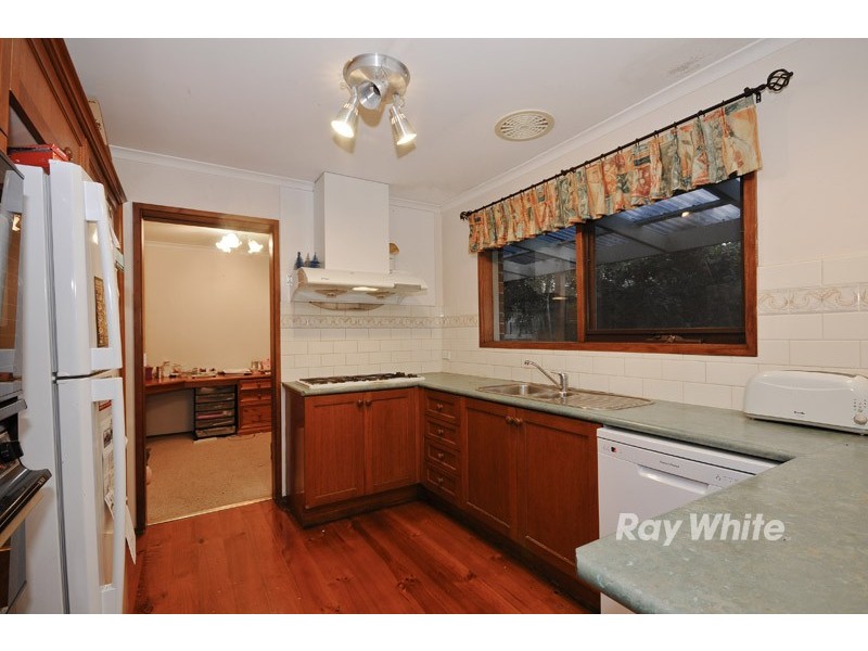 10 Eyre Close, Rowville VIC 3178