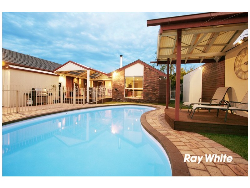 4 Keyes Court, Wantirna South VIC 3152