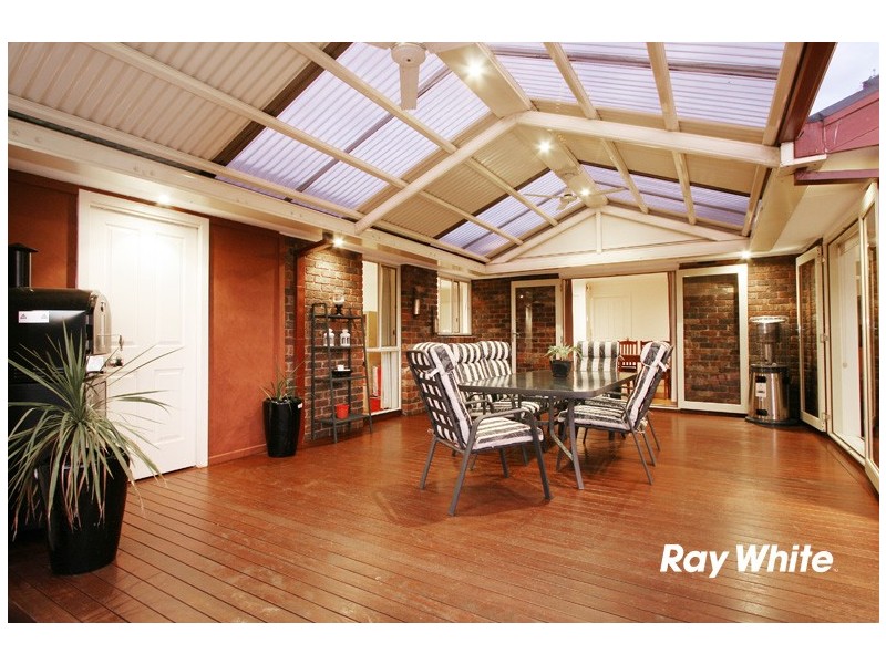 4 Keyes Court, Wantirna South VIC 3152