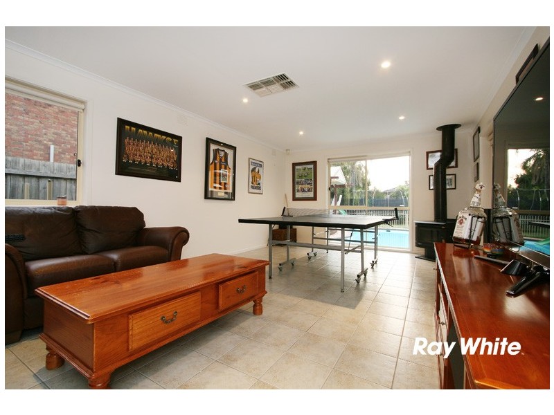 4 Keyes Court, Wantirna South VIC 3152