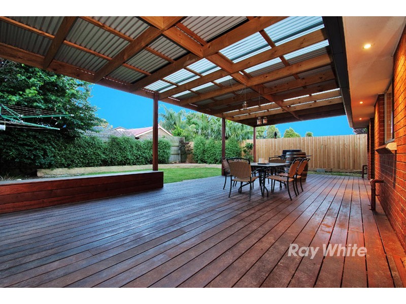 13 Sheraton Crescent, Ferntree Gully VIC 3156