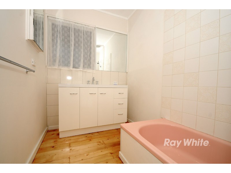 15 Malua Road, Ferntree Gully VIC 3156