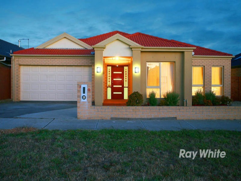 30 Tobin Way, Lyndhurst VIC 3975