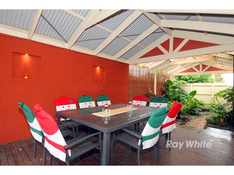 120 Fraser Crescent, Wantirna South VIC 3152