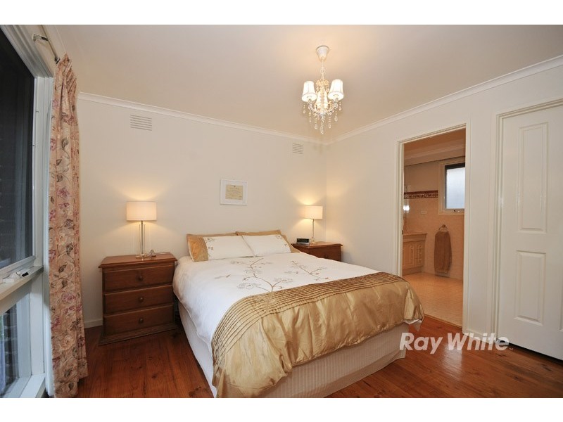 70 Amesbury Avenue, Wantirna VIC 3152