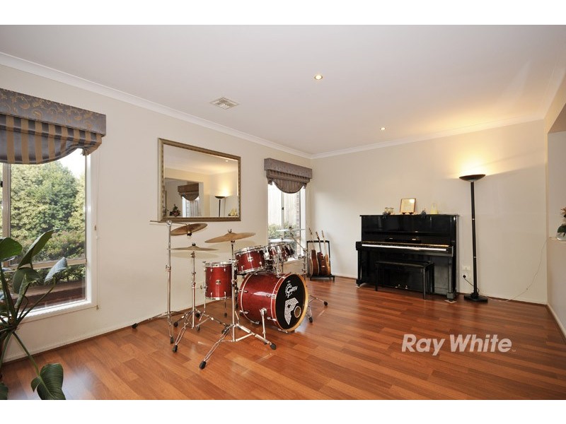 51 Seminary Crescent, Scoresby VIC 3179