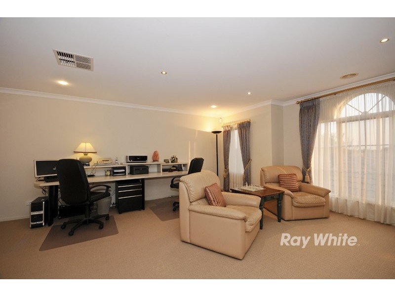 51 Seminary Crescent, Scoresby VIC 3179