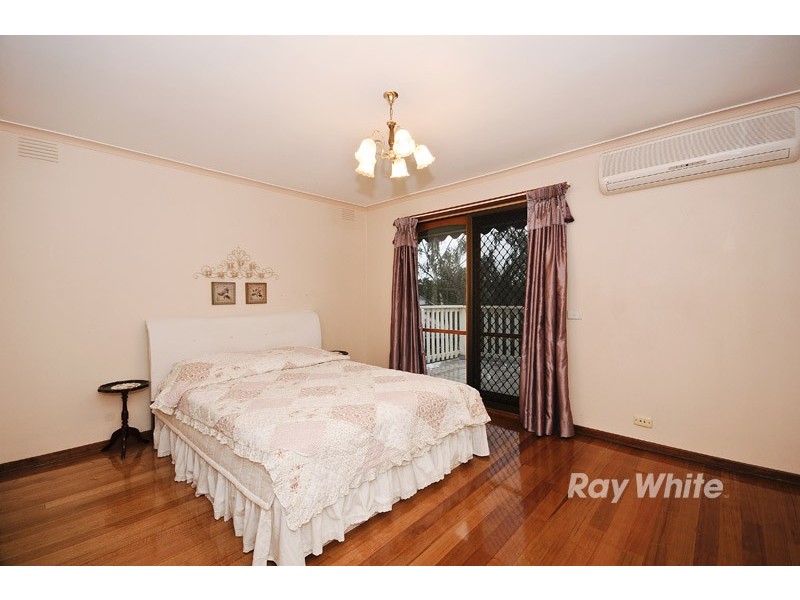 4 Melanie Close, Wantirna South VIC 3152