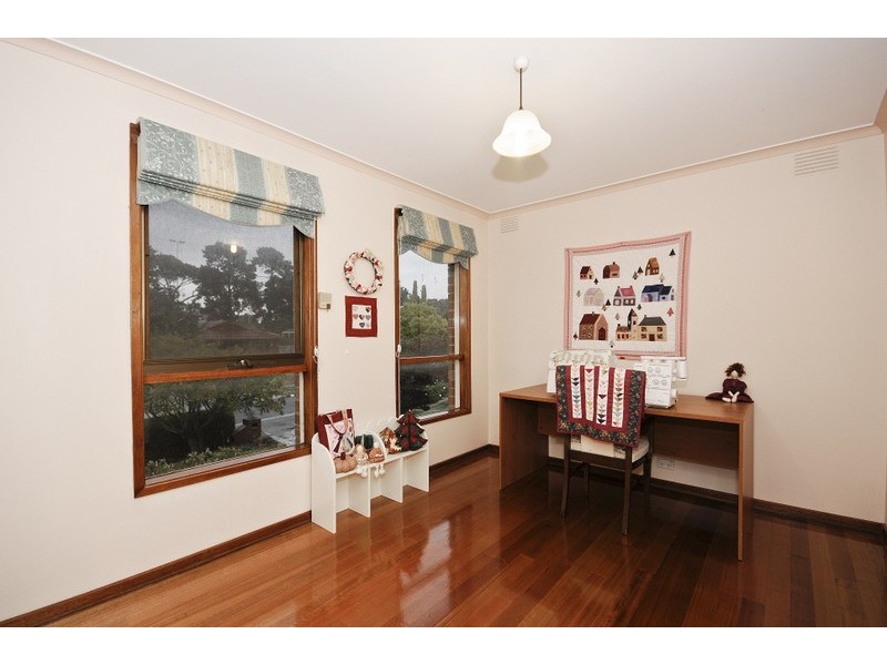 4 Melanie Close, Wantirna South VIC 3152