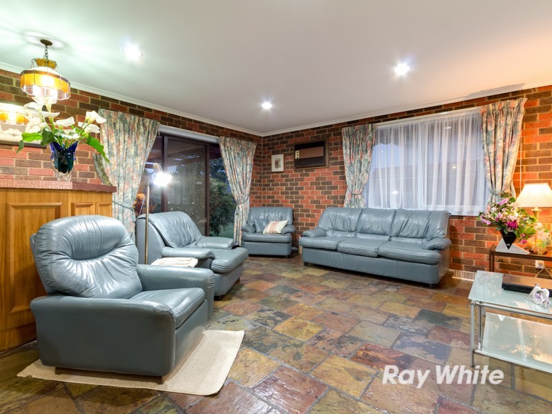 9 Cobain Square, Wantirna VIC 3152